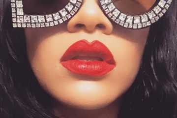 Is Rihanna trying to be a Kylie Jenner Copycat with Makeup Tutorials?